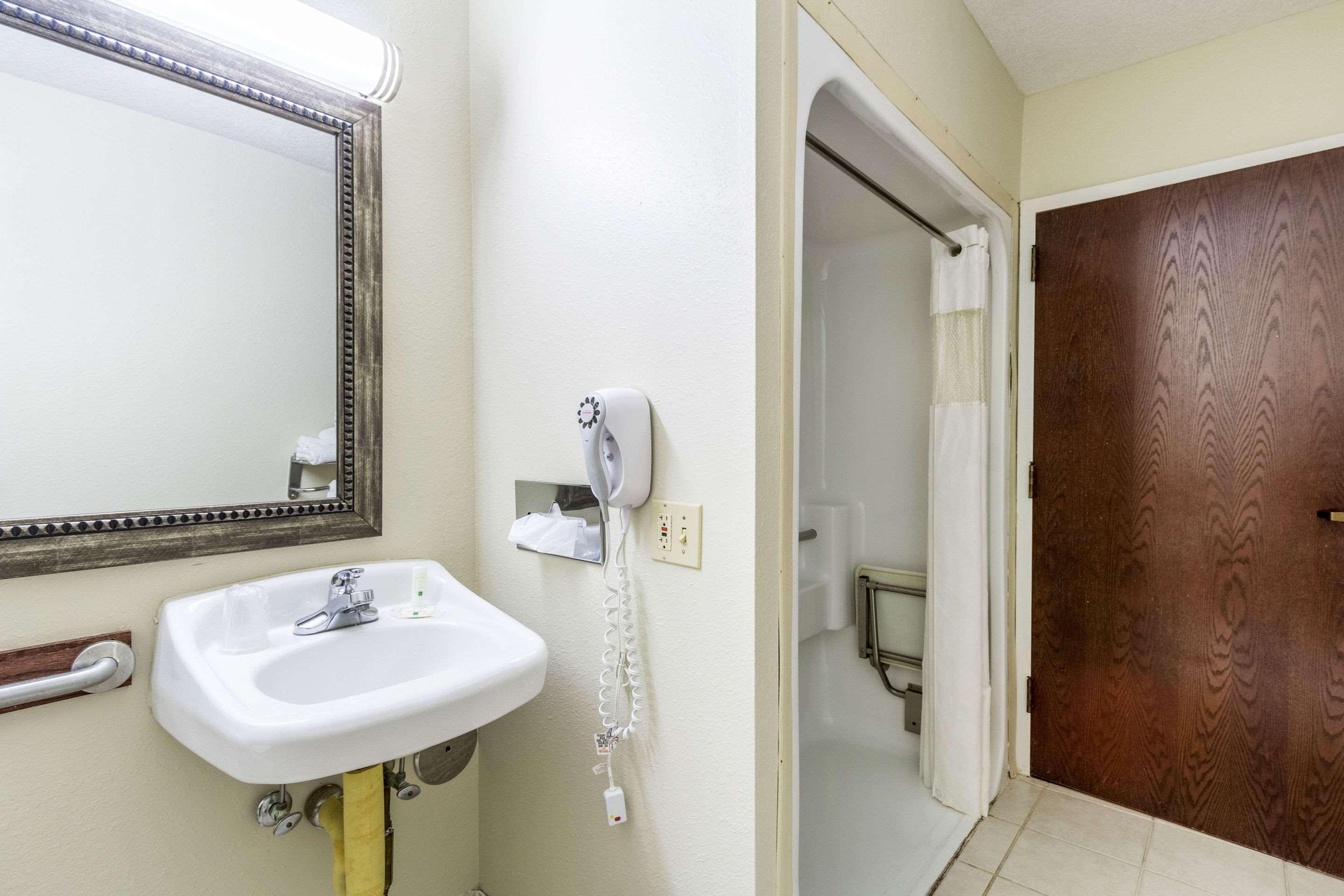 Quality Inn & Suites North Lima - Boardman Exteriér fotografie
