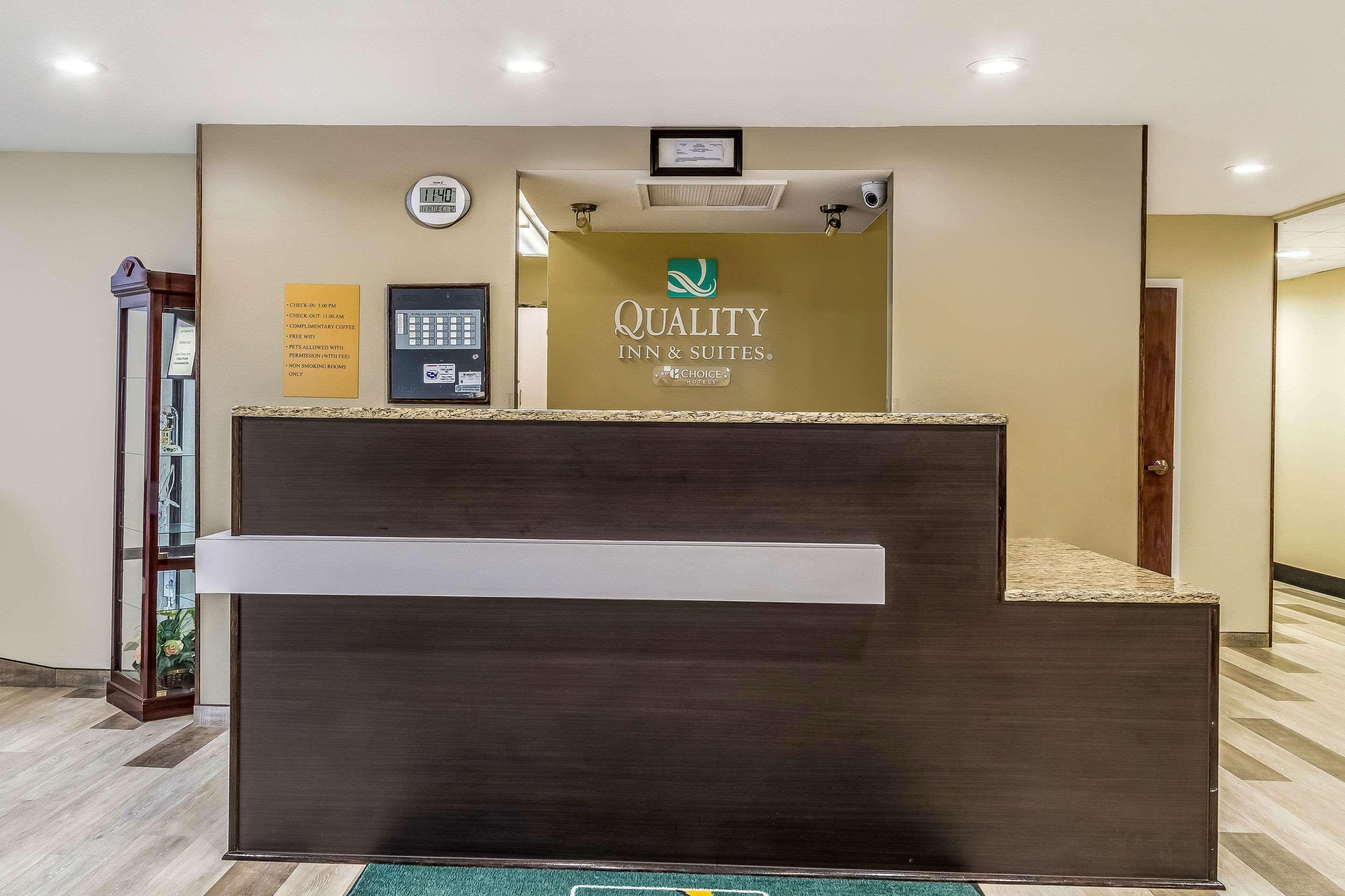 Quality Inn & Suites North Lima - Boardman Exteriér fotografie