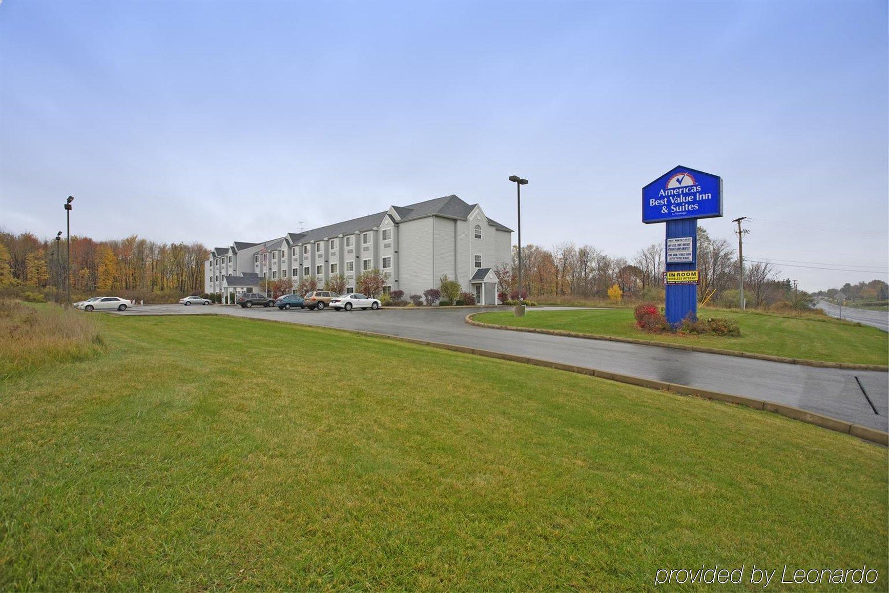 Quality Inn & Suites North Lima - Boardman Exteriér fotografie