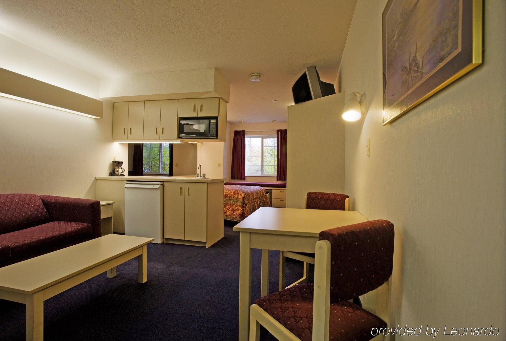 Quality Inn & Suites North Lima - Boardman Pokoj fotografie